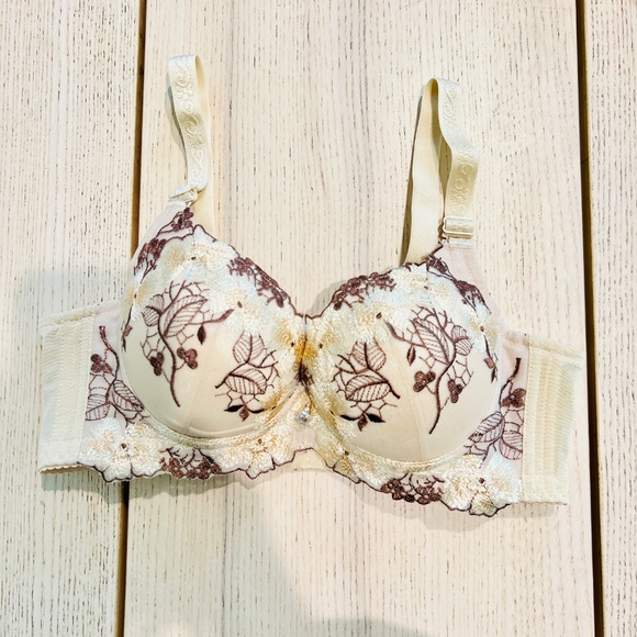 Women Super Push Up Bra Embroidery Lingerie Lace sexy floral Thick Padded Bras - Picture 7 of 15